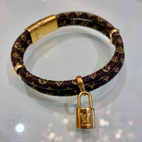 Jewelry - NEW! Brown & gold double wrap bracelet with lock